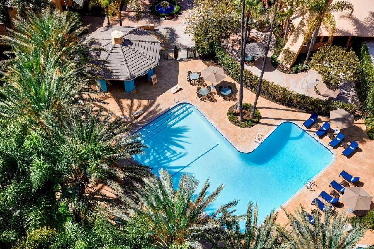 Sheraton Park Hotel at the Anaheim Resort Exterior foto
